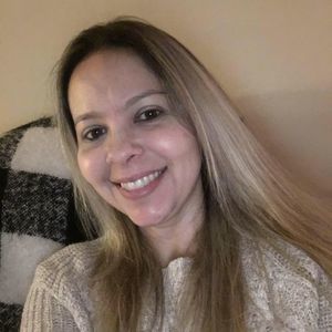 Meet your Posher, Adriana